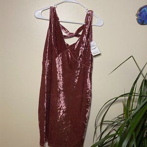 NWT Pink Velvet Molly Green Dress